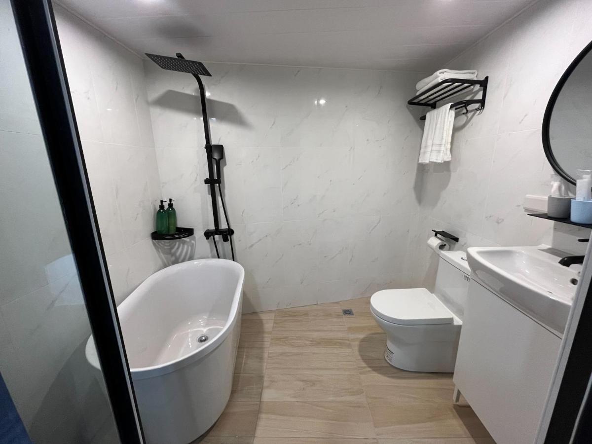 Lulu Inn تاينان المظهر الخارجي الصورة